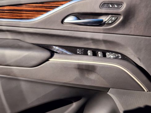 Certified 2021 Cadillac Escalade Luxury image 24