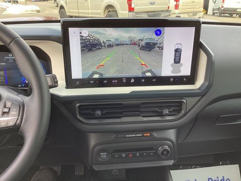 Used 2025 Ford Bronco Sport Heritage w/ Convenience Package image 28