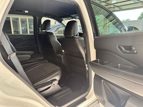 Used 2024 Nissan Pathfinder Rock Creek AWD/4WD image 23