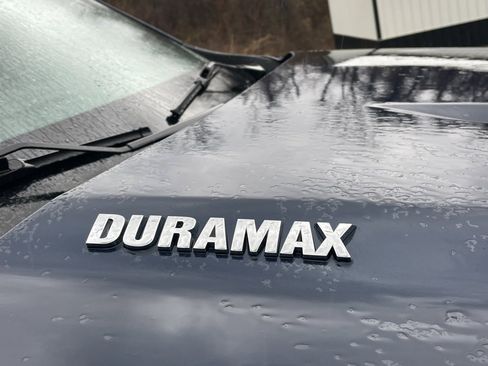 Used 2023 Chevrolet Silverado 1500 LTZ image 12