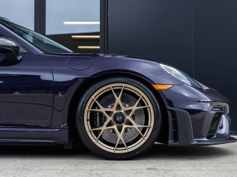 Certified 2025 Porsche 718 Cayman GT4 RS RWD image 14