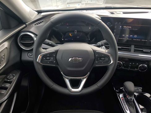 New 2026 Chevrolet Trax ACTIV w/ Driver Confidence Package FWD image 11