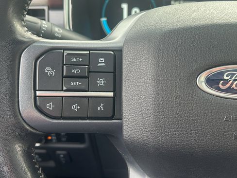 Used 2023 Ford F150 Lariat w/ Equipment Group 502A High image 17