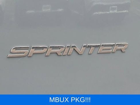 Used 2025 Mercedes-Benz Sprinter 2500 image 4