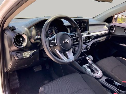 Used 2021 Kia Forte LXS FWD image 17