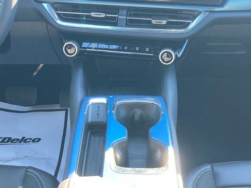 New 2026 Chevrolet Equinox EV LT w/ Convenience Package II image 18