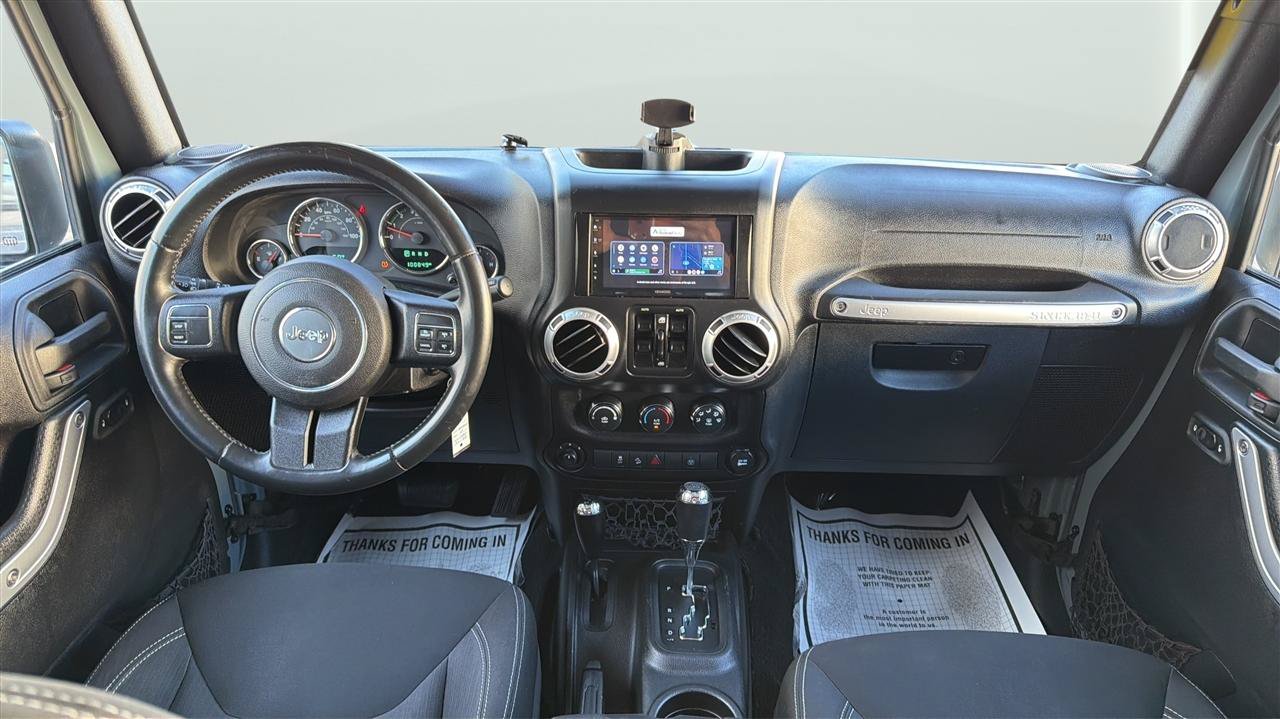 Used 2015 Jeep Wrangler Unlimited Rubicon AWD/4WD image 20