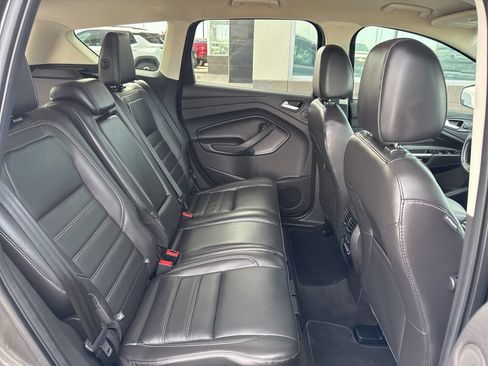 Used 2017 Ford Escape Titanium AWD/4WD image 35