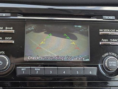 Used 2016 Nissan Rogue SV w/ SV Family Package FWD image 53