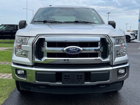 Used 2017 Ford F150 XLT w/ Trailer Tow Package AWD/4WD image 3