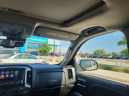 Used 2017 Chevrolet Silverado 1500 LTZ Z71 w/ LTZ Plus Package AWD/4WD image 12