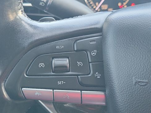 Used 2022 Cadillac XT6 Premium Luxury FWD image 26