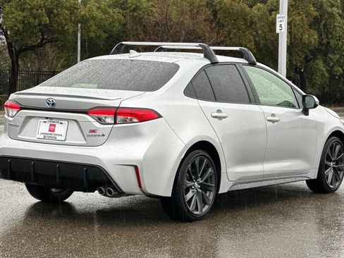 Used 2024 Toyota Corolla SE image 4