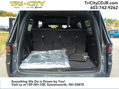 New 2025 Jeep Wagoneer Series II w/ Convenience Group I image 22