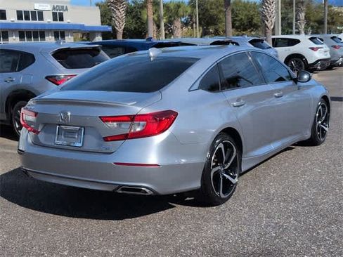 Used 2018 Honda Accord Sport image 8