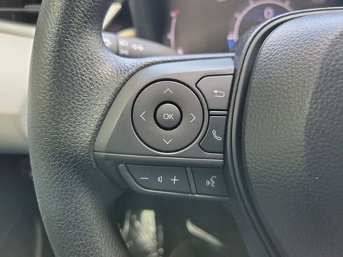 Used 2026 Toyota Corolla LE FWD image 18