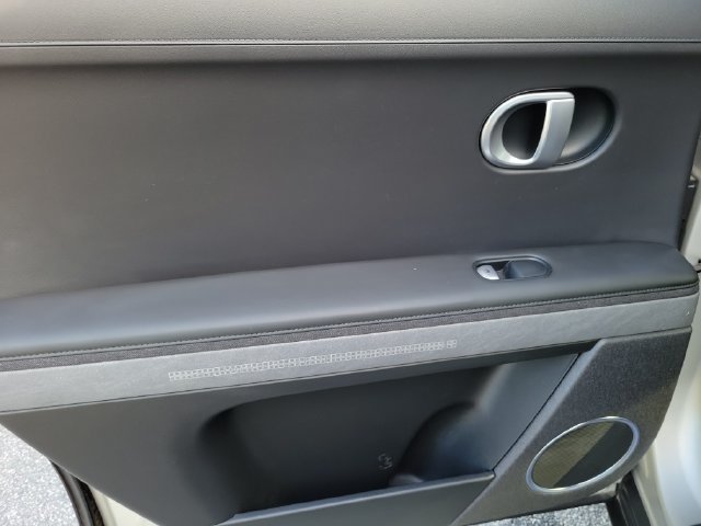 Used 2023 Hyundai Ioniq 5 SEL RWD image 13