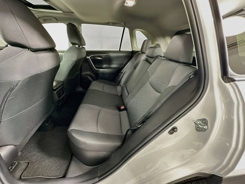 Used 2025 Toyota RAV4 XLE w/ Convenience Package AWD/4WD image 25