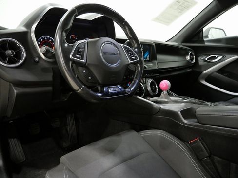 Used 2017 Chevrolet Camaro LT w/ RS Package image 11