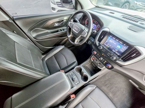 Used 2022 GMC Terrain SLT w/ Infotainment Package II image 24