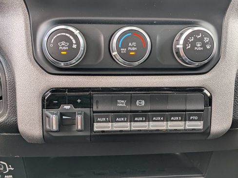 Used 2024 RAM 5500 Tradesman AWD/4WD image 31