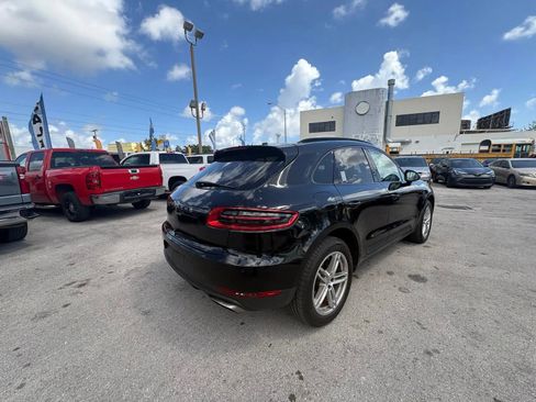 Used 2017 Porsche Macan image 3