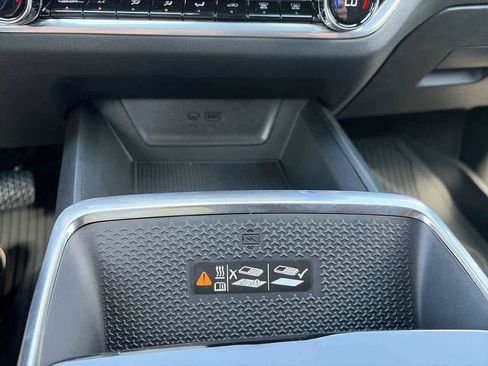 New 2026 Chevrolet Equinox LT FWD image 21