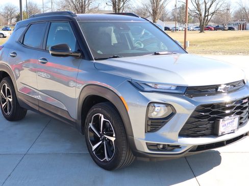 Used 2023 Chevrolet TrailBlazer RS w/ Convenience Package image 4