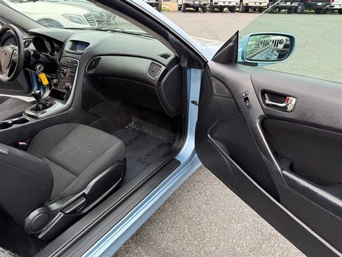 Used 2012 Hyundai Genesis 2.0T image 14