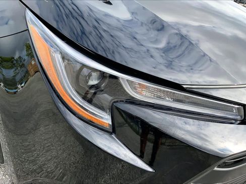 Used 2025 Toyota Corolla LE image 26