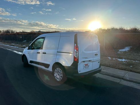 Used 2016 Ford Transit Connect XL FWD image 5