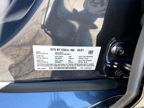 Used 2021 Tesla Model S Plaid image 30