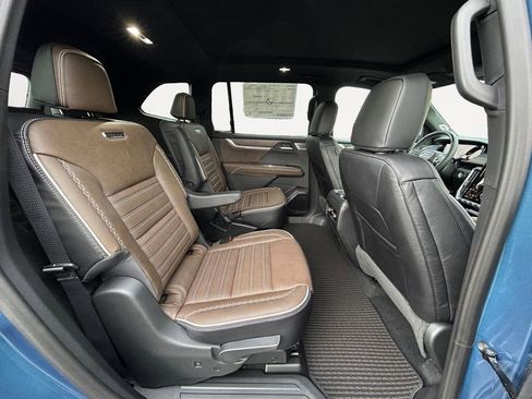 New 2026 GMC Acadia Denali Ultimate image 11