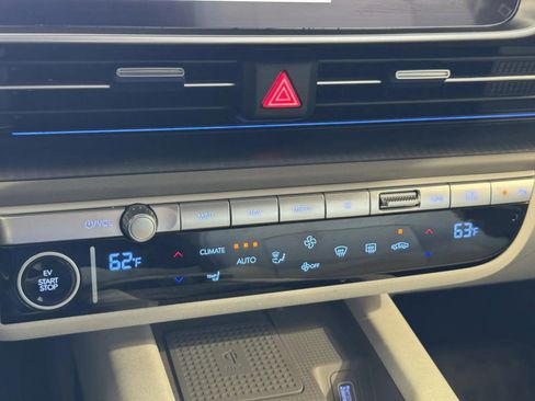 Used 2023 Hyundai Ioniq 6 SEL image 14