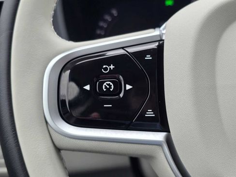 New 2026 Volvo XC60 T8 Ultra w/ Protection Package Premier image 31