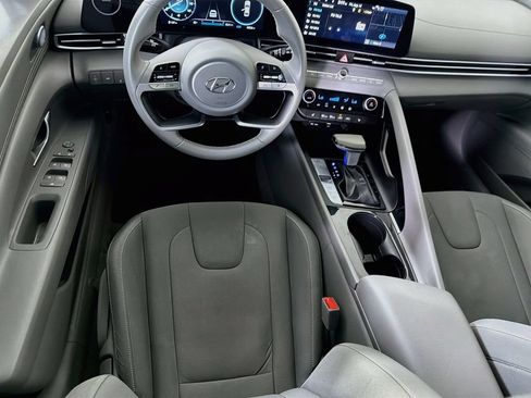 Used 2023 Hyundai Elantra SEL w/ Convenience Package FWD image 27