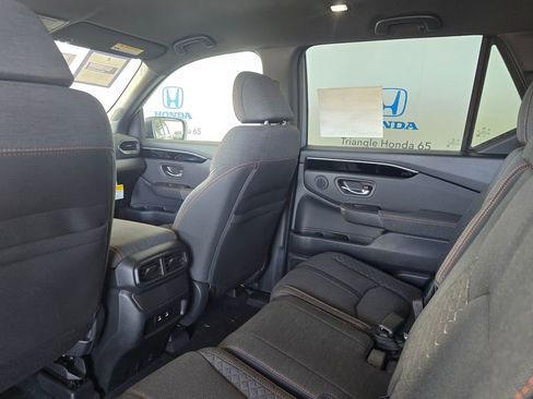 New 2026 Honda Pilot Sport image 16