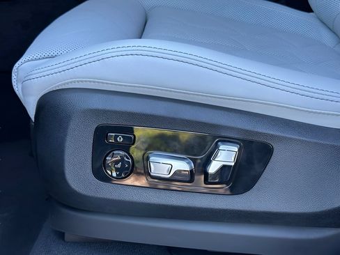 New 2026 BMW X5 sDrive40i RWD image 11