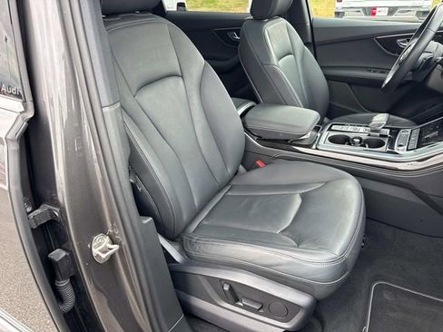 Used 2025 Audi Q7 3.0T Premium Plus image 29