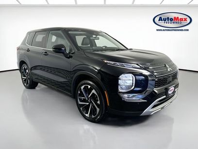 Used 2023 Mitsubishi Outlander SE