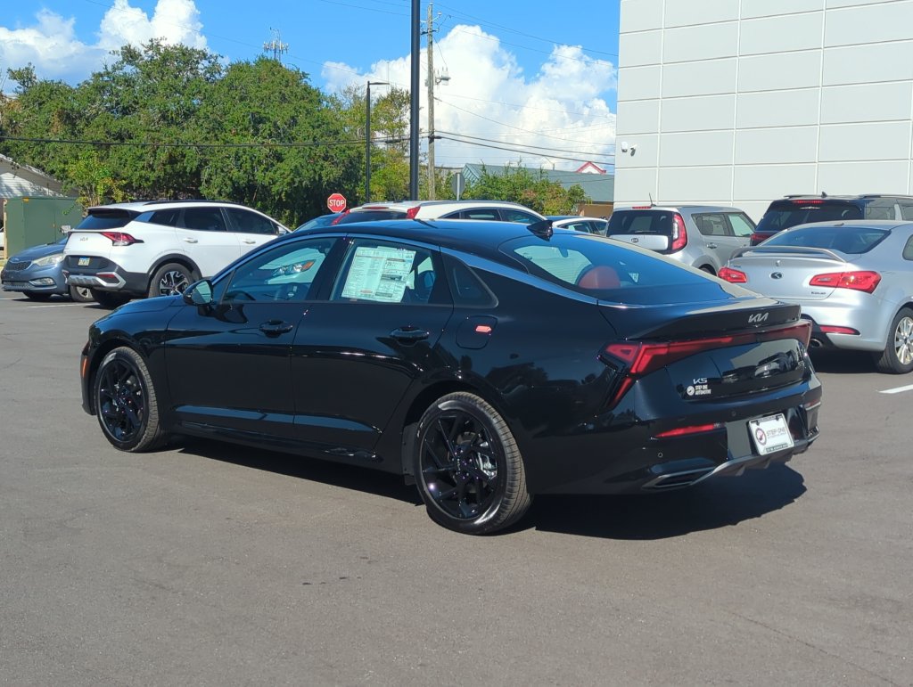 New 2027 Kia K5 GT-Line image 5