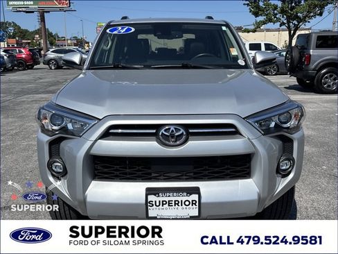 Used 2024 Toyota 4Runner SR5 Premium w/ Moonroof Package AWD/4WD image 12