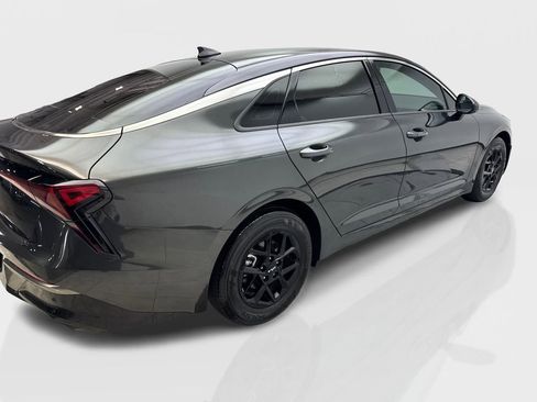 Used 2025 Kia K5 LXS FWD image 13