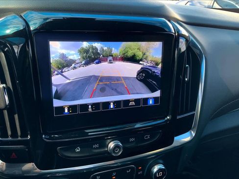 Certified 2023 Chevrolet Traverse RS image 26