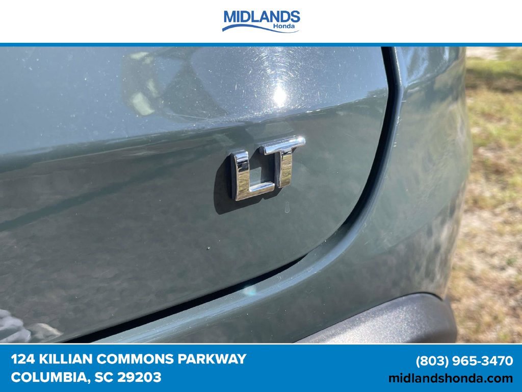 Used 2025 Chevrolet Trax LT FWD image 9