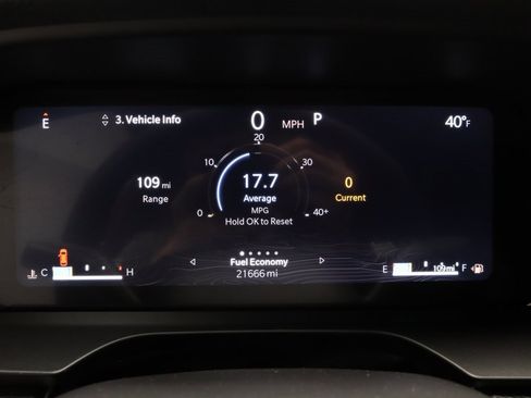 Used 2025 Jeep Grand Cherokee L Altitude image 31