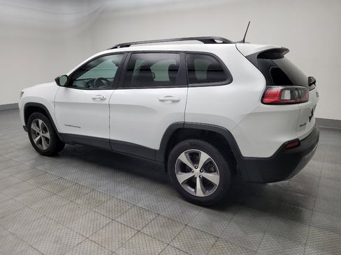 Used 2022 Jeep Cherokee Limited image 3
