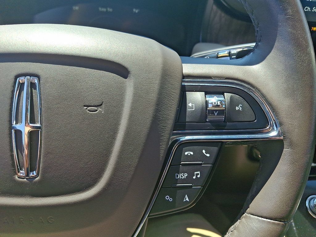 Certified 2023 Lincoln Nautilus Reserve AWD/4WD image 23
