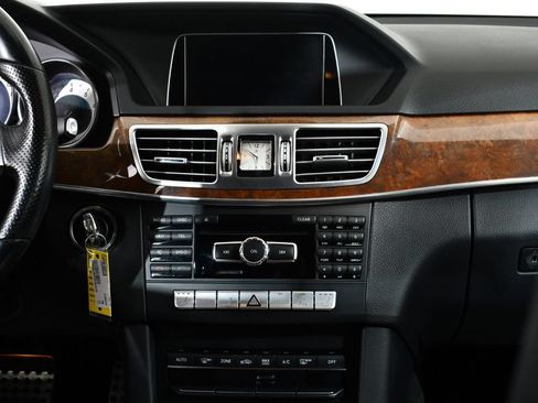 Used 2015 Mercedes-Benz E 350 4MATIC Wagon w/ Premium 1 Package image 9