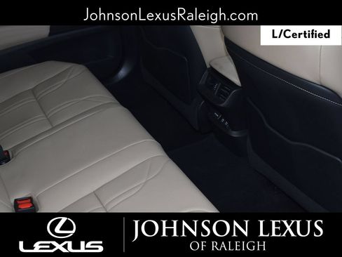 Used 2021 Lexus ES 300h Ultra Luxury w/ Accessory Package 2 FWD image 11
